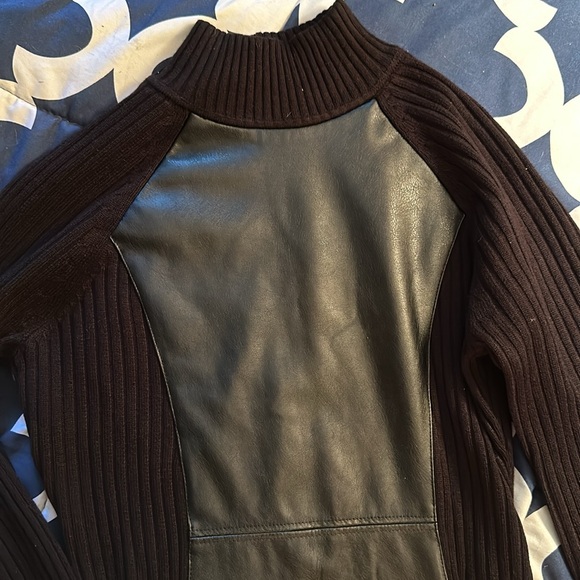 Calvin Klein Long Sleeve Sweater Dress, Faux Leather Front Black Small - Picture 2 of 3
